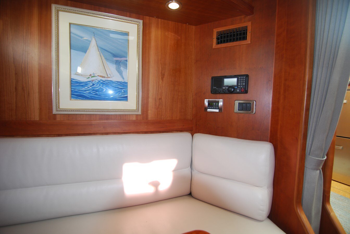 2010-sabre-yachts-40-580948