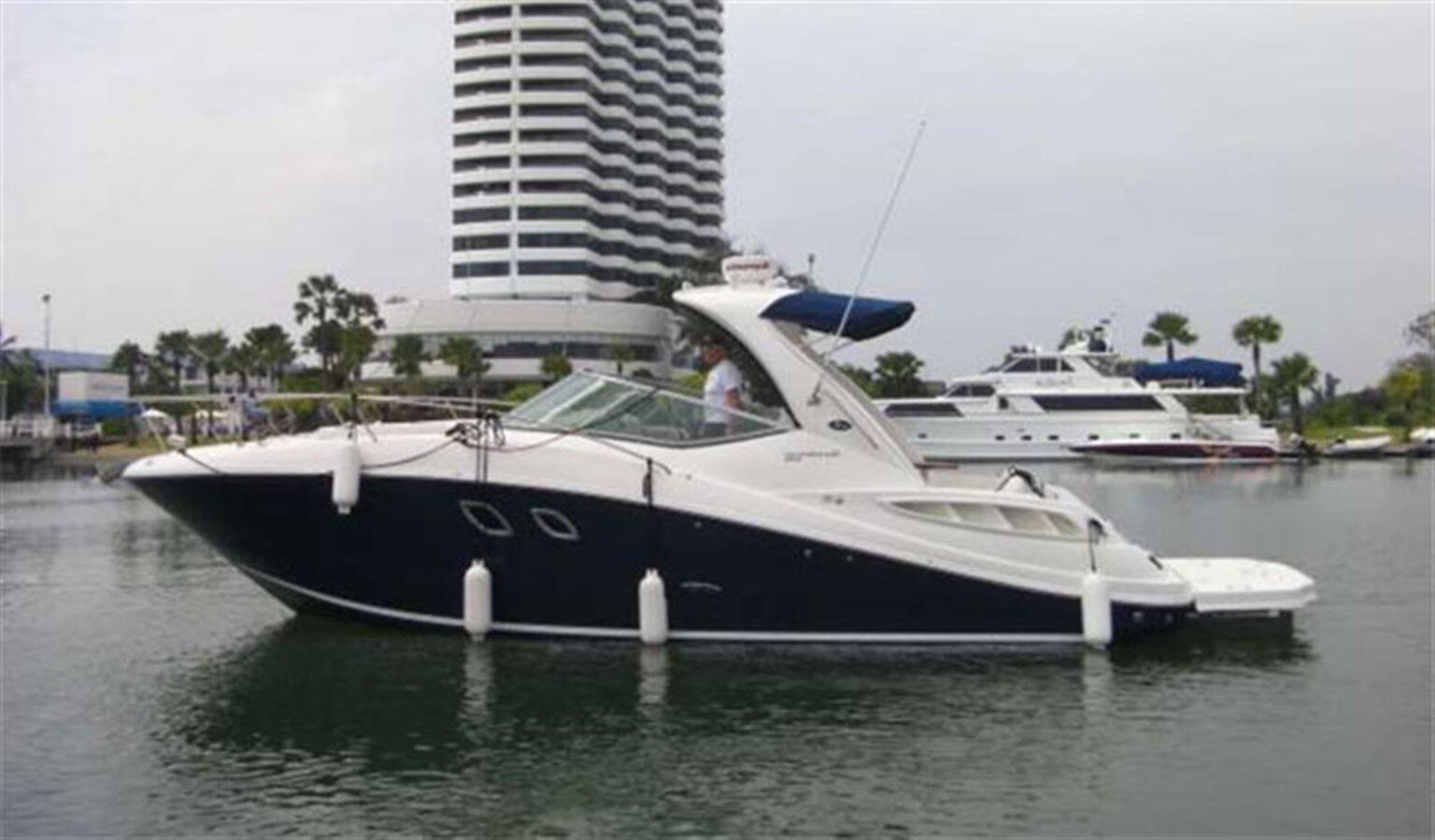 2010-sea-ray-33-3-5517ae