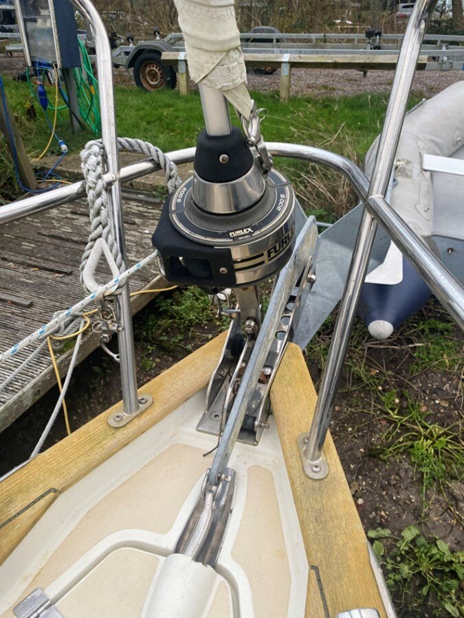 2010-southerly-yachts-32-9-2135ad