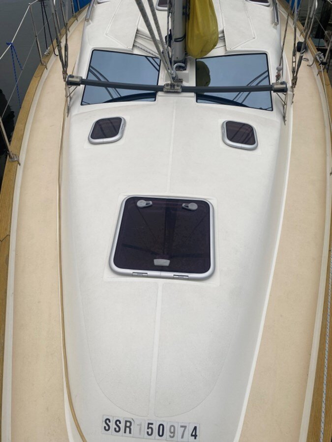 2010-southerly-yachts-32-9-2135ad