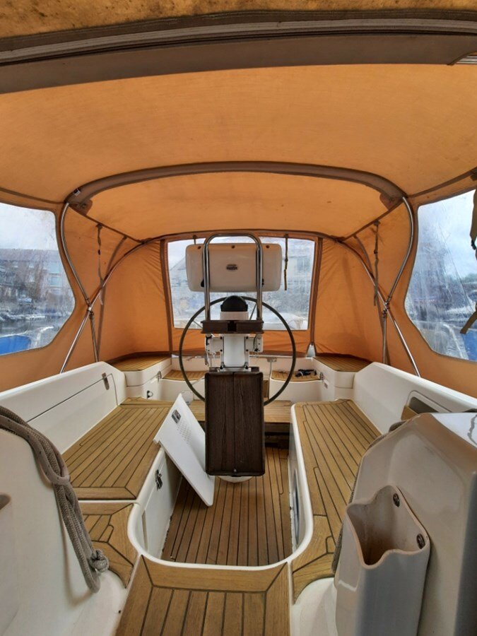 2010-southerly-yachts-32-9-2135ad