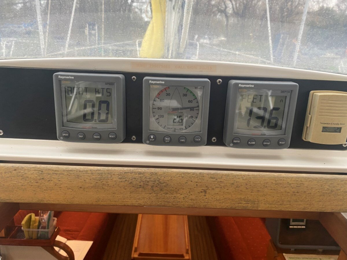 2010-southerly-yachts-32-9-2135ad