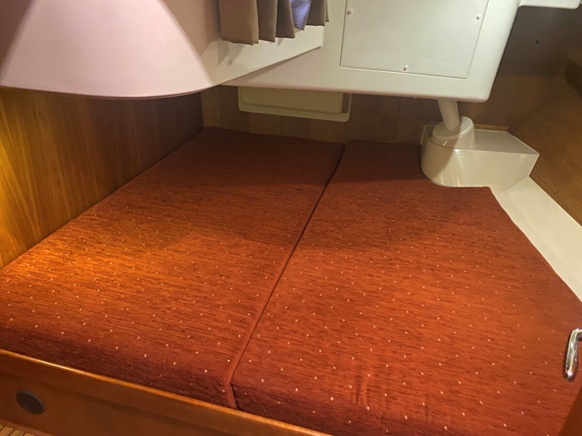 2010-southerly-yachts-32-9-2135ad