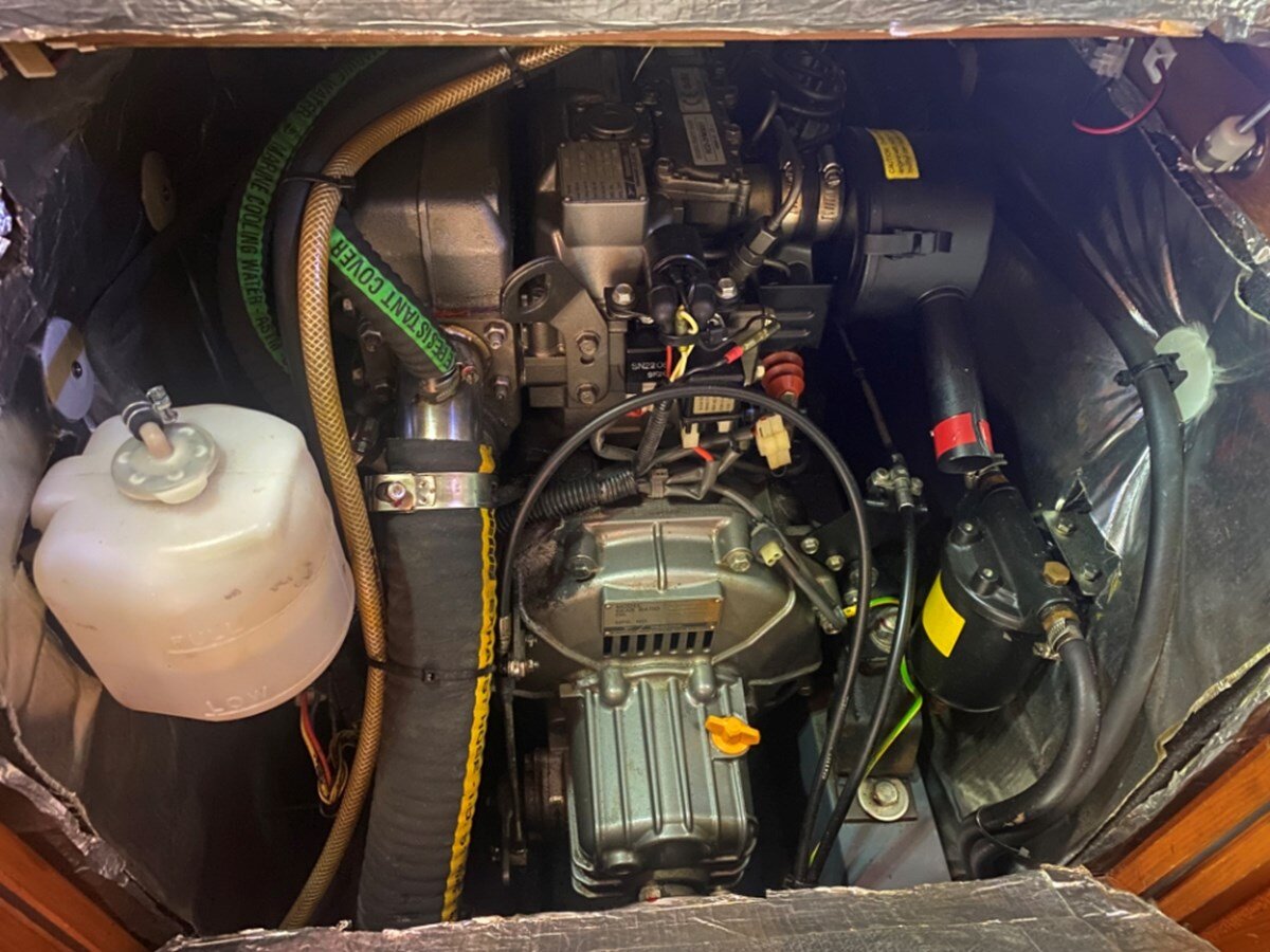 2010-southerly-yachts-32-9-2135ad