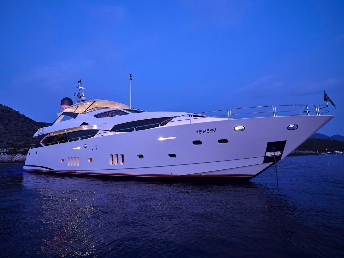 2010 SUNSEEKER 111' 4