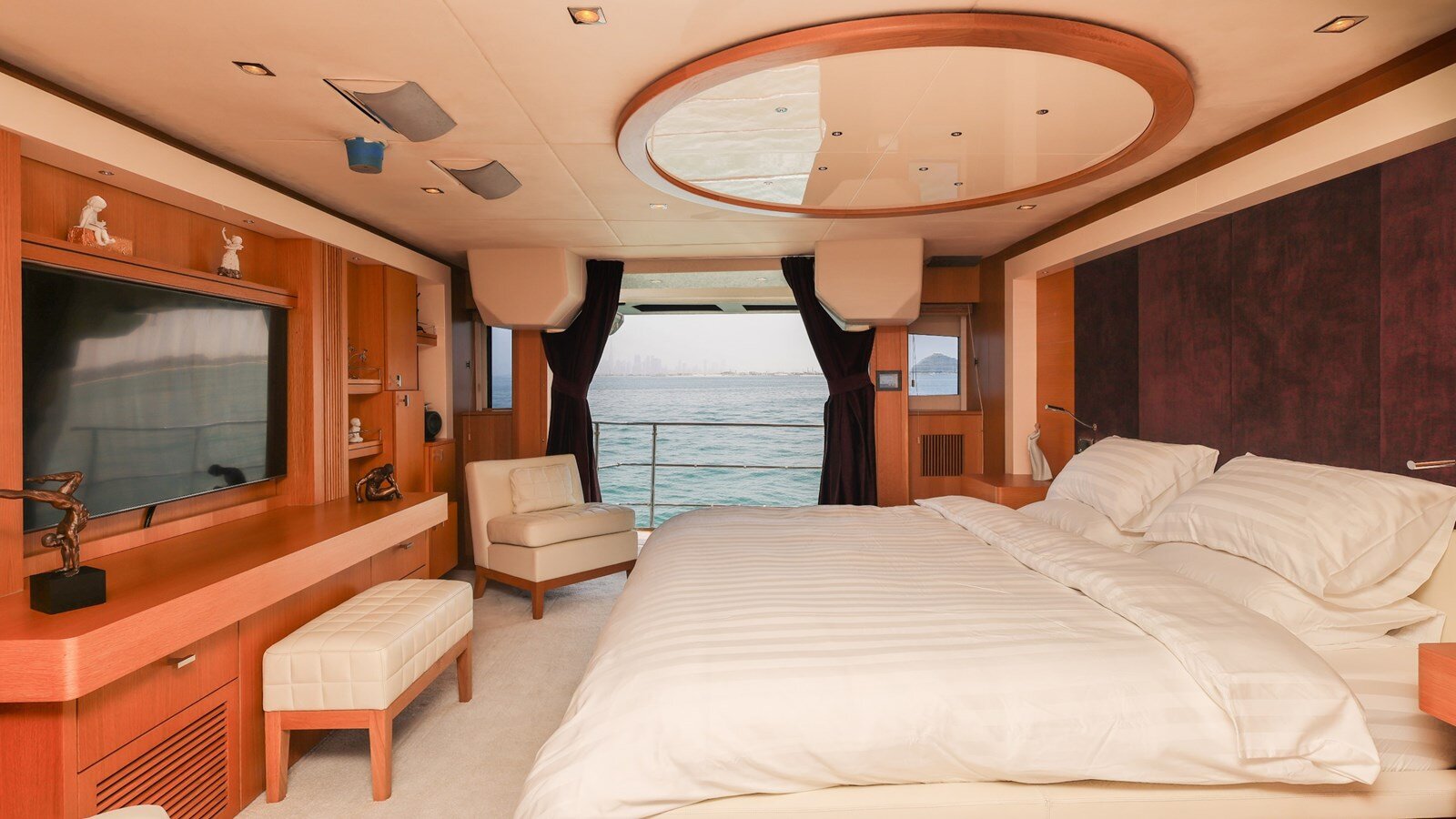 2010-sunseeker-126-cf089b