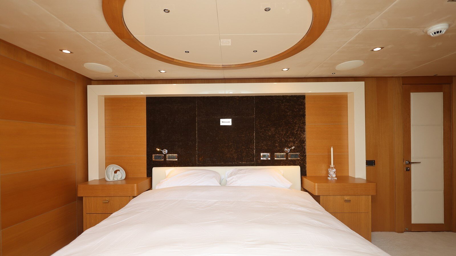 2010-sunseeker-126-cf089b