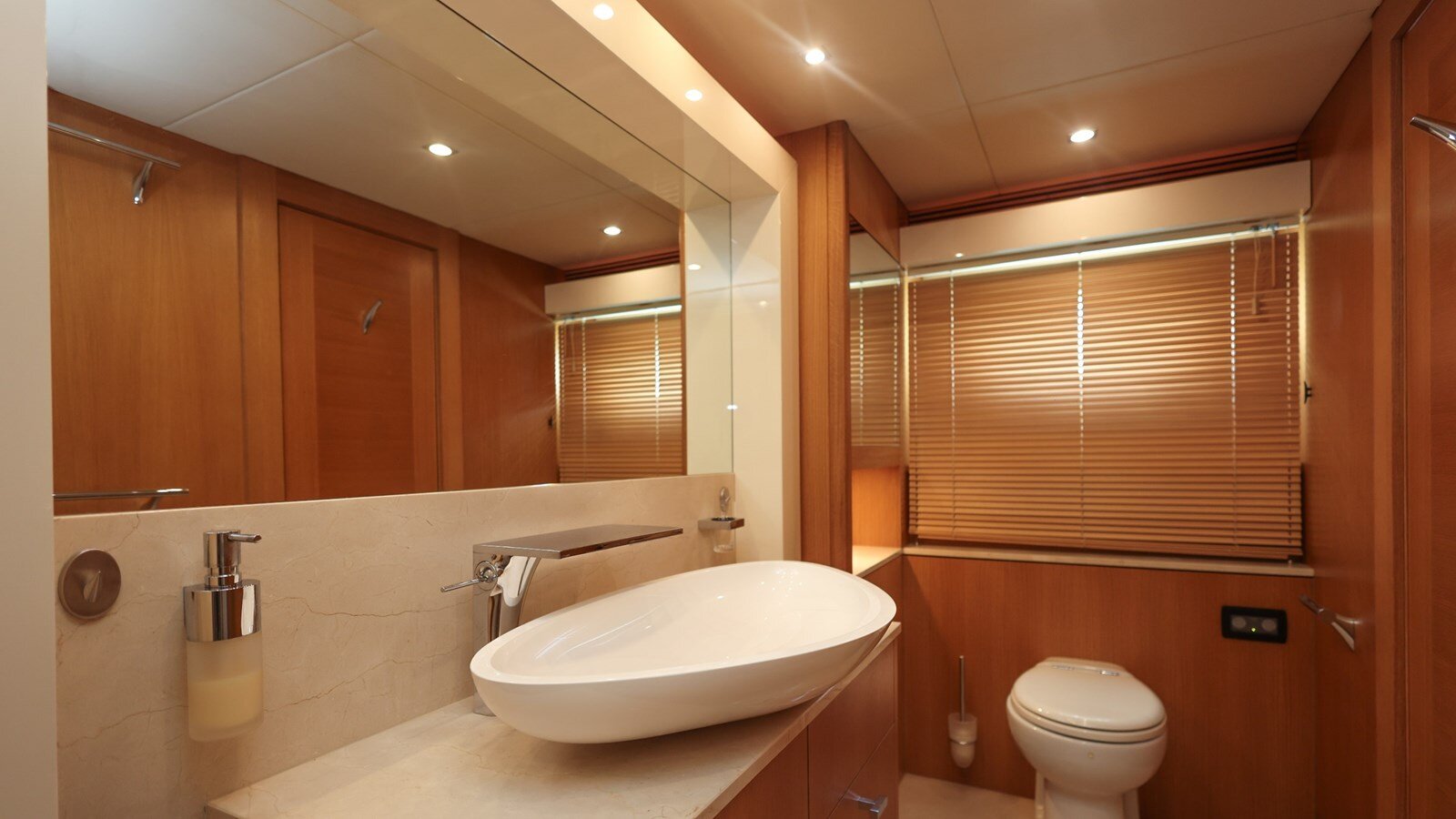 2010-sunseeker-126-cf089b