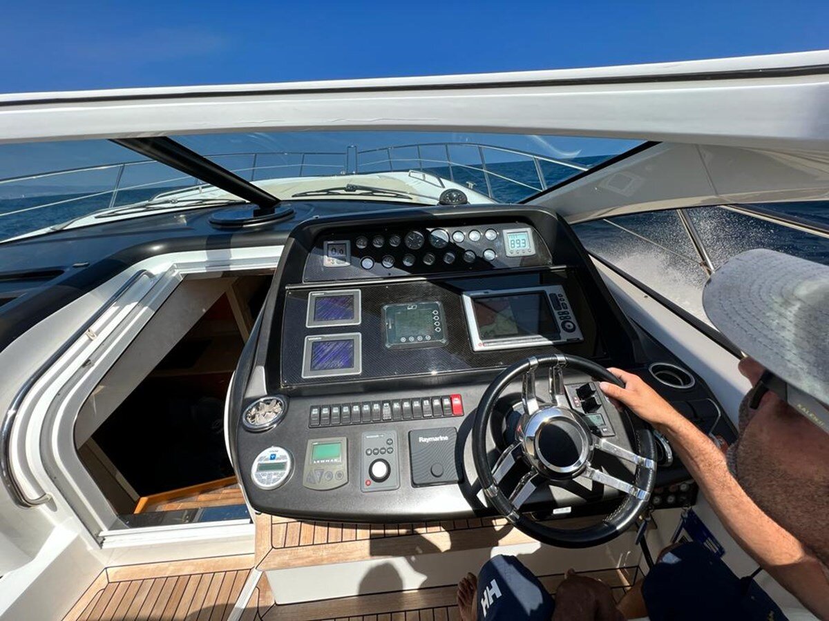 2010-sunseeker-65-5-771adc