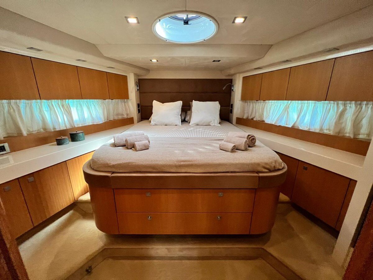 2010-sunseeker-65-5-771adc