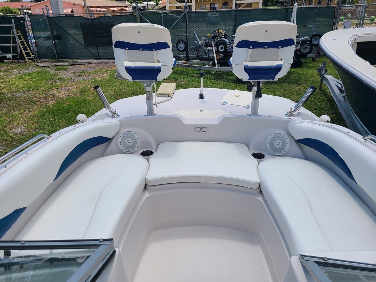 2010-tahoe-21-f75553