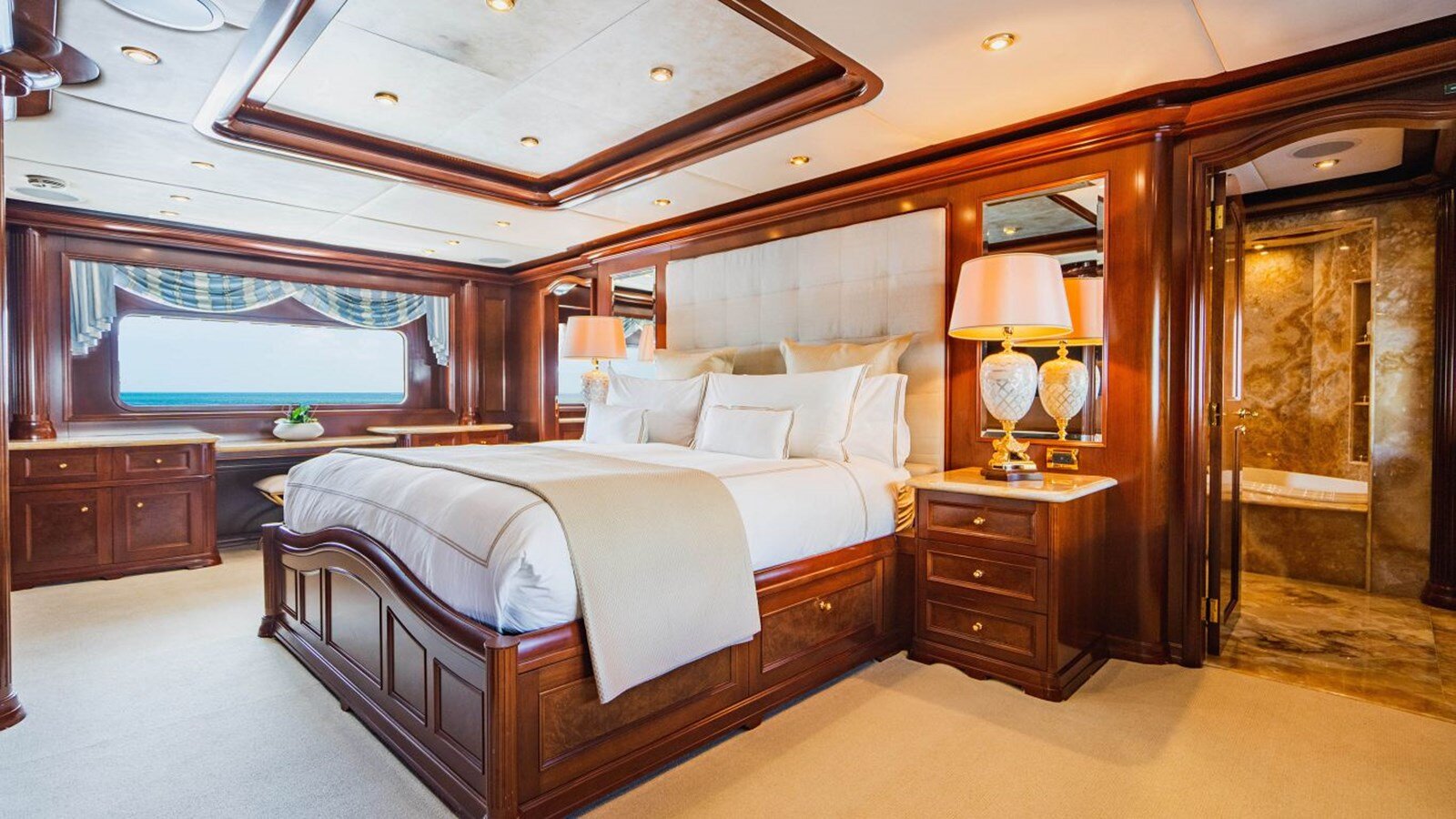 2010-trinity-142-e26081