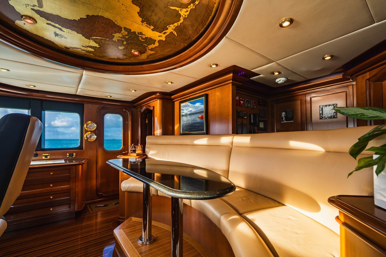 2010-trinity-142-e26081