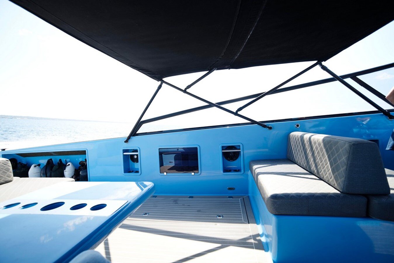 2010-vandutch-39-4-c91241