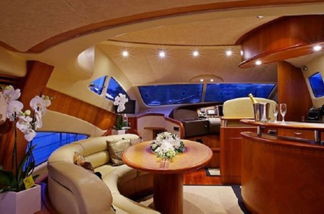 2011 AICON YACHTS 63' 8