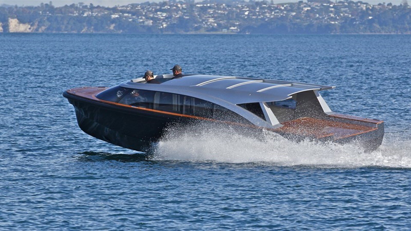 2011 ALLOY YACHTS 220' 6