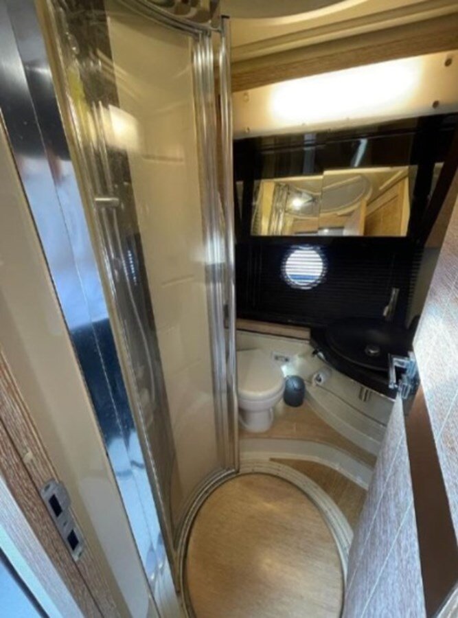 2011-azimut-yachts-53-10-6f5083