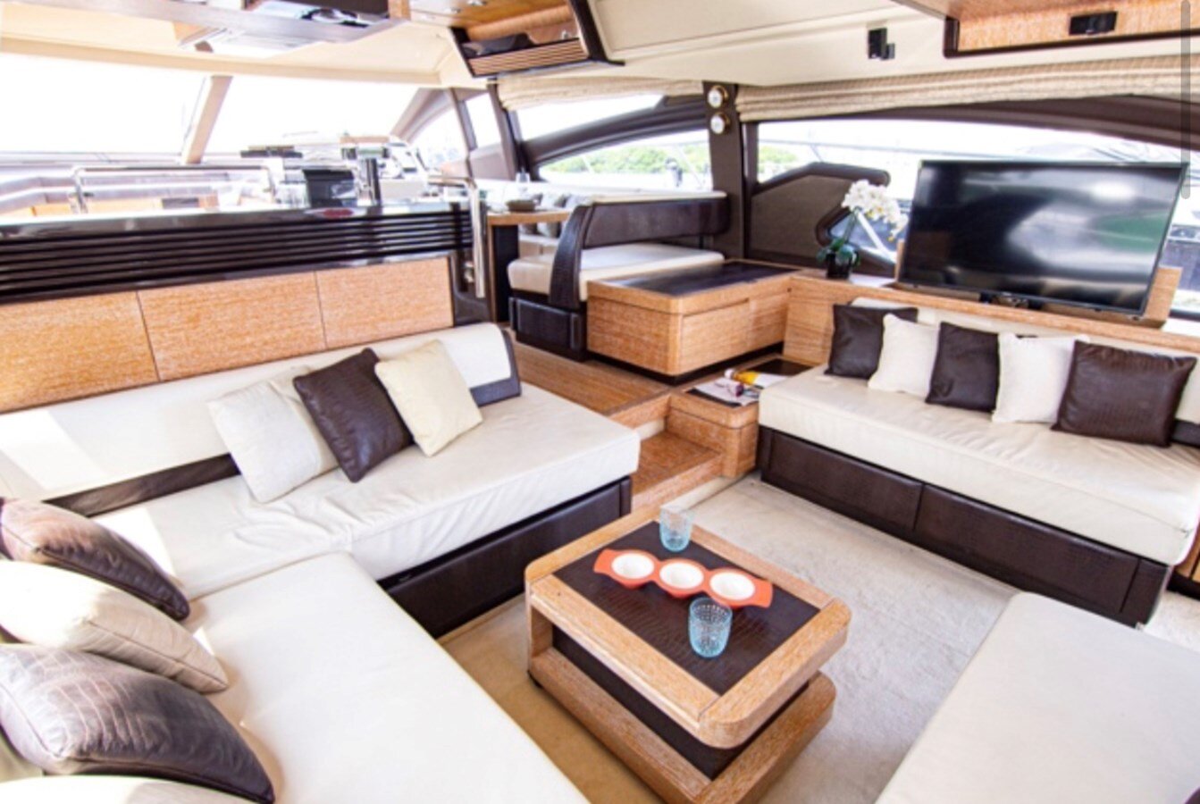 2011-azimut-yachts-64-121736