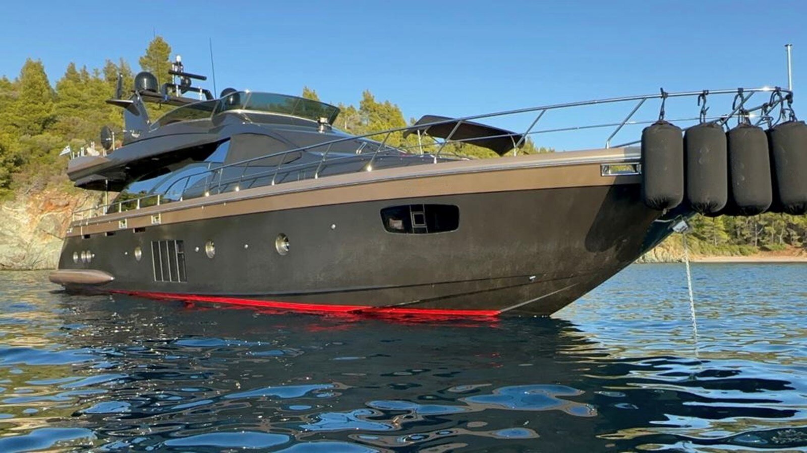 2011-azimut-yachts-74-2-fe1310