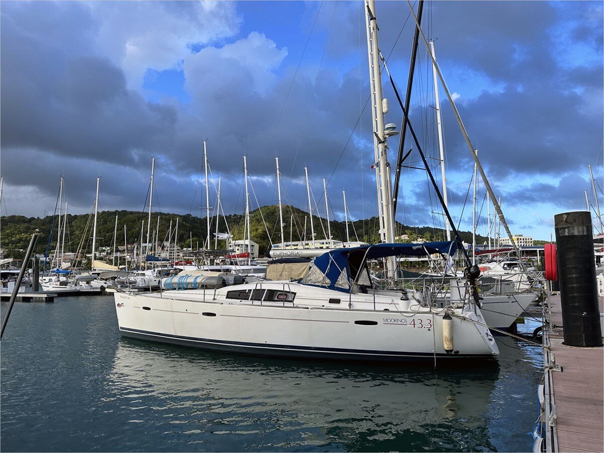 2011-beneteau-43-4f9def