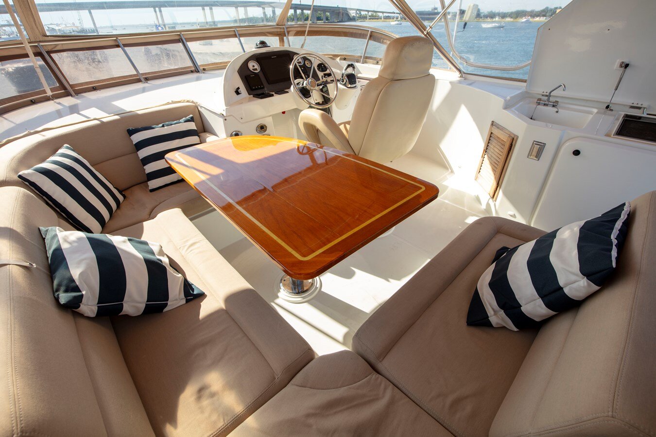 2011-beneteau-52-61ceb1