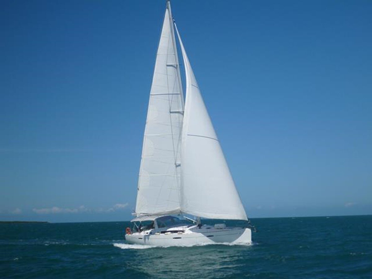 2011-beneteau-59-1-6a73d1