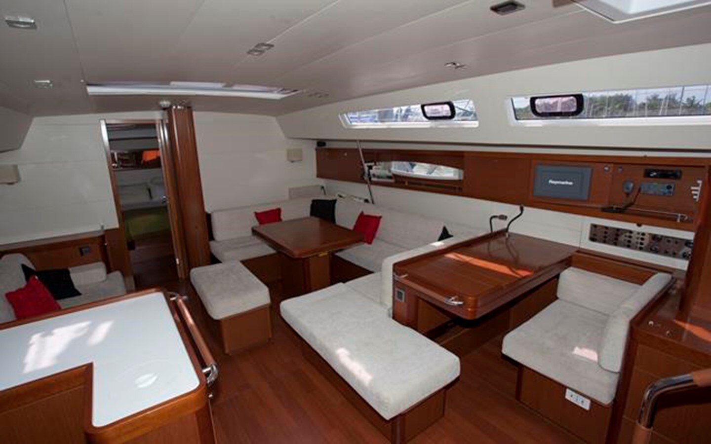 2011-beneteau-59-1-6a73d1