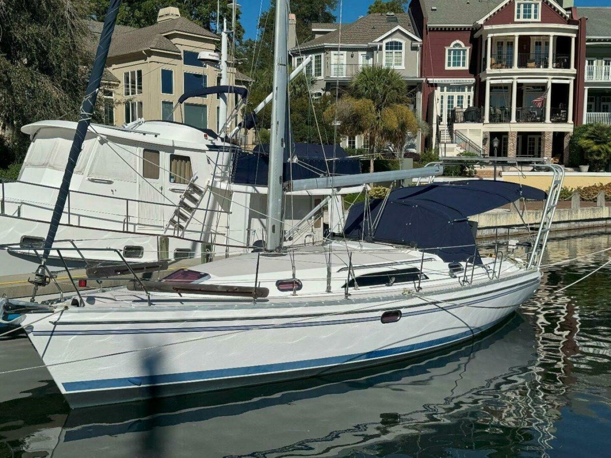 2011-catalina-36-6-63cc58