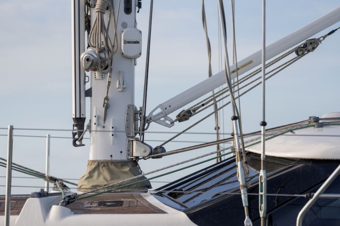 2011-discovery-55-9-891c72