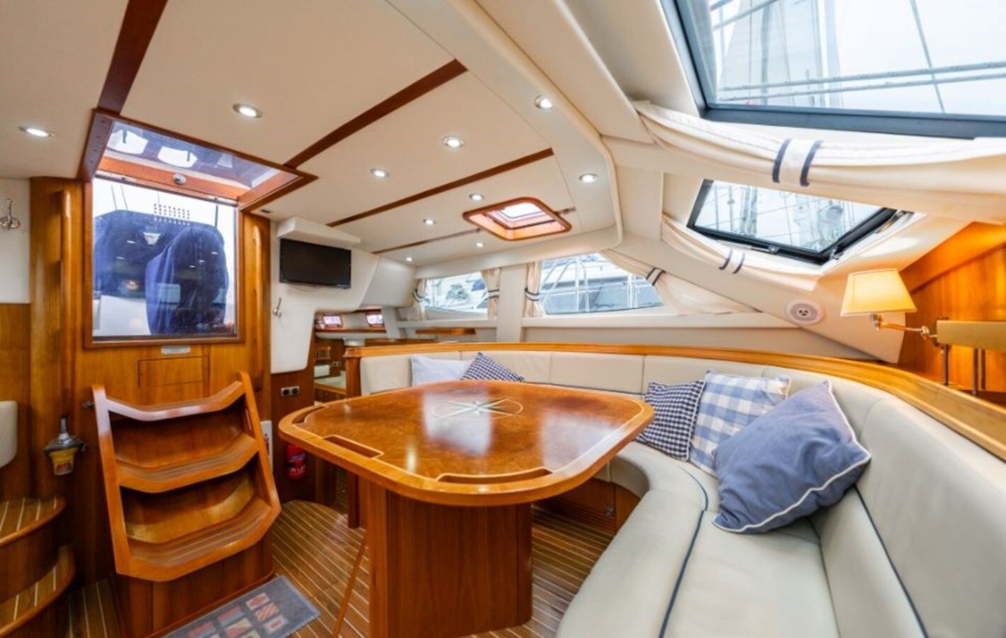 2011-discovery-55-9-891c72