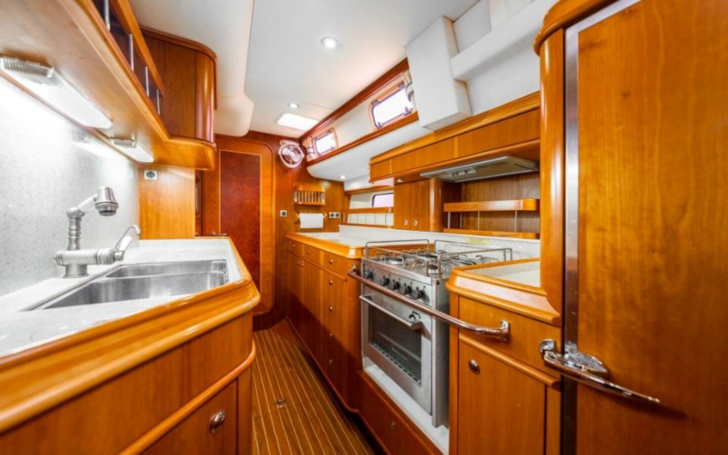 2011-discovery-55-9-891c72