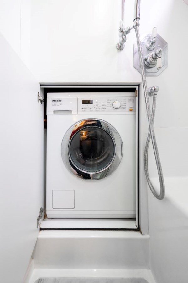 2011-discovery-55-9-891c72