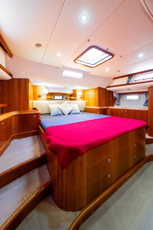 2011-discovery-55-9-891c72