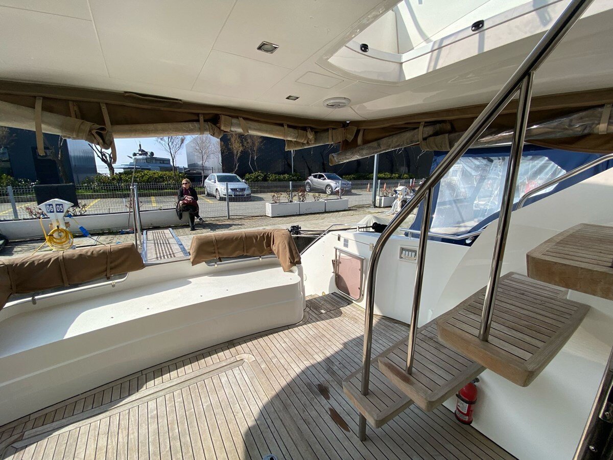 2011-fairline-47-7-168838