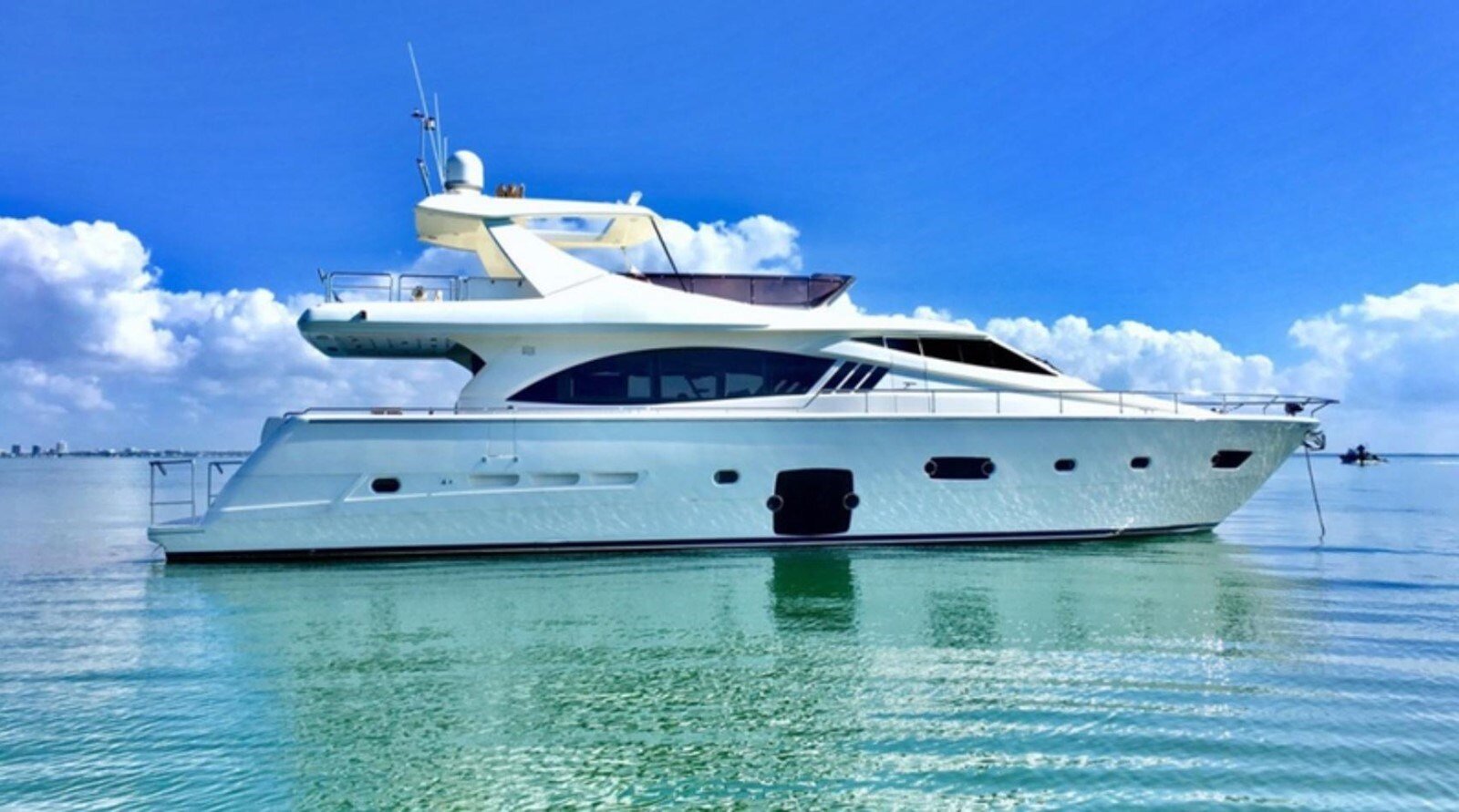 2011-ferretti-75-1-0ced0f