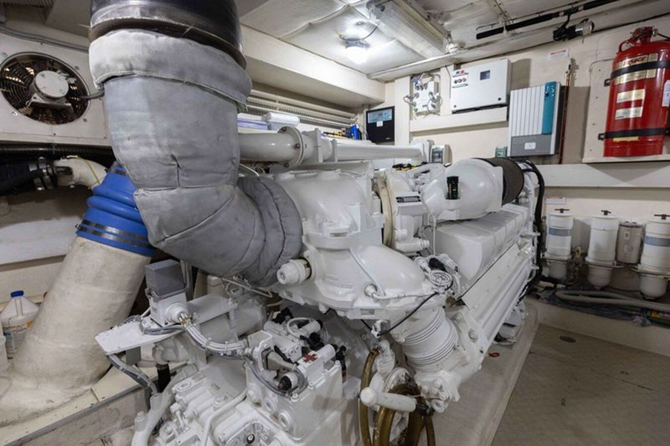 2011-ferretti-75-1-0ced0f