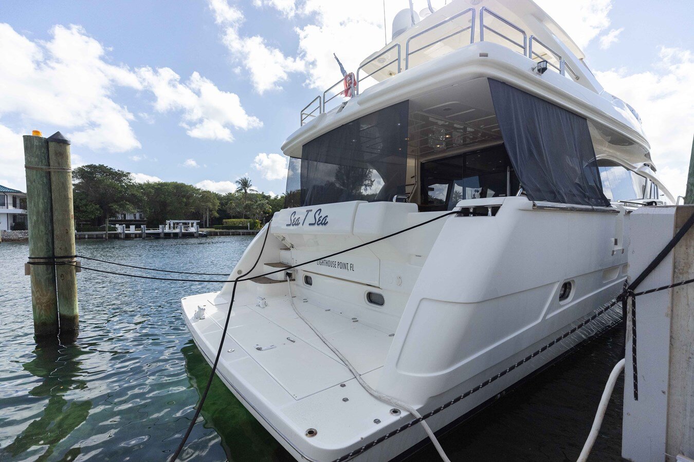 2011-ferretti-75-1-0ced0f