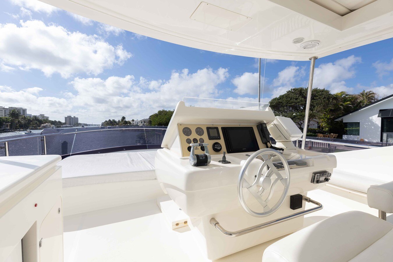 2011-ferretti-75-1-0ced0f