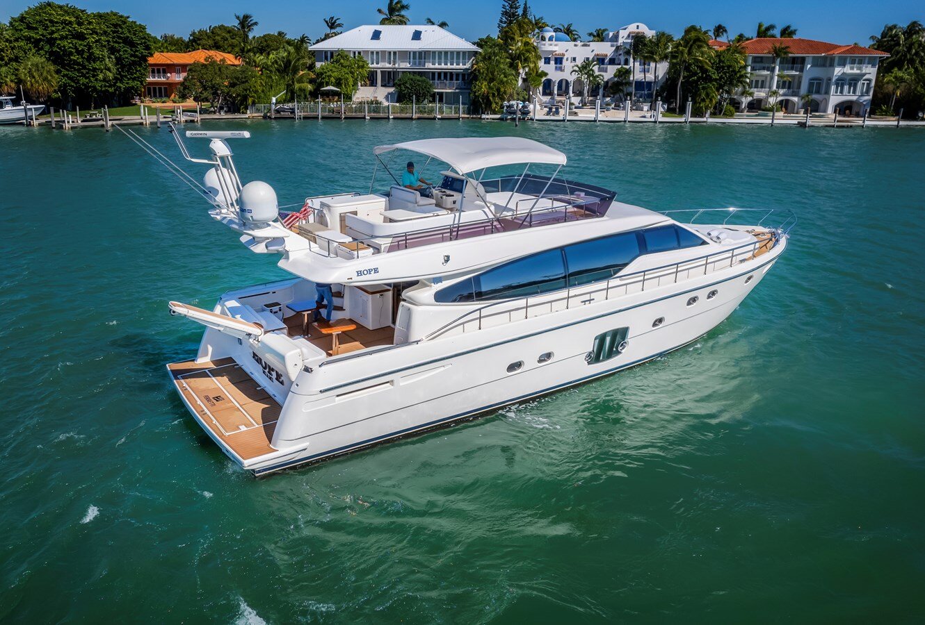 2011-ferretti-yachts-66-230b21