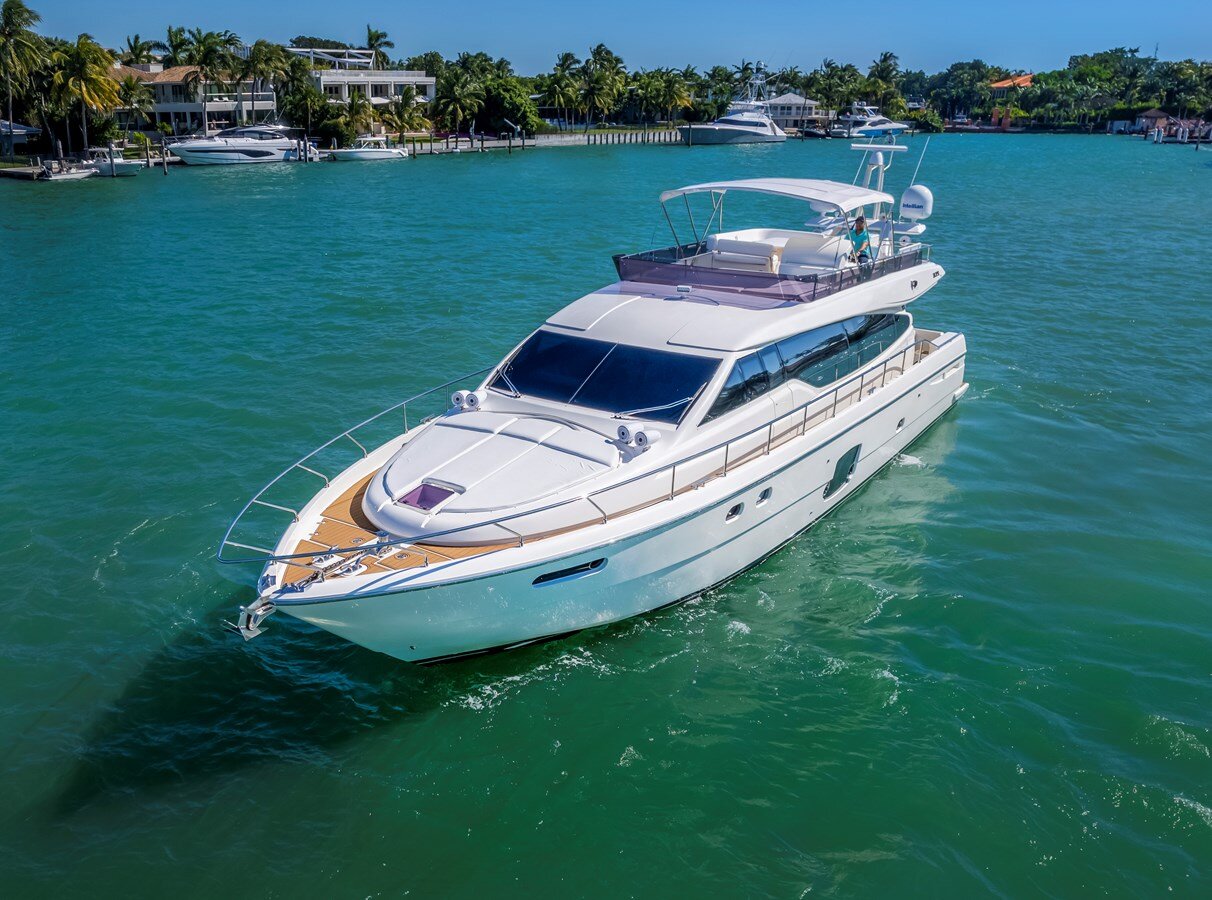 2011-ferretti-yachts-66-230b21