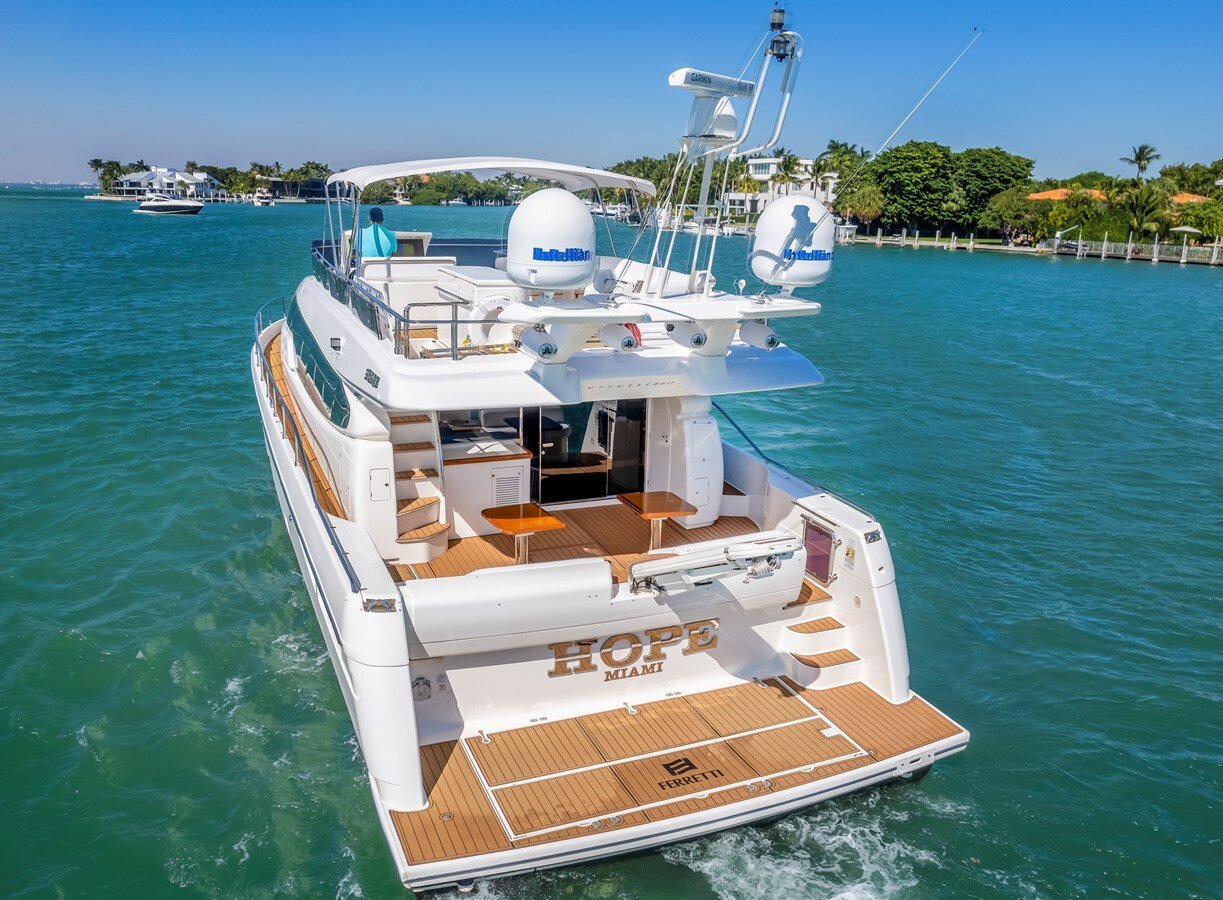 2011-ferretti-yachts-66-230b21
