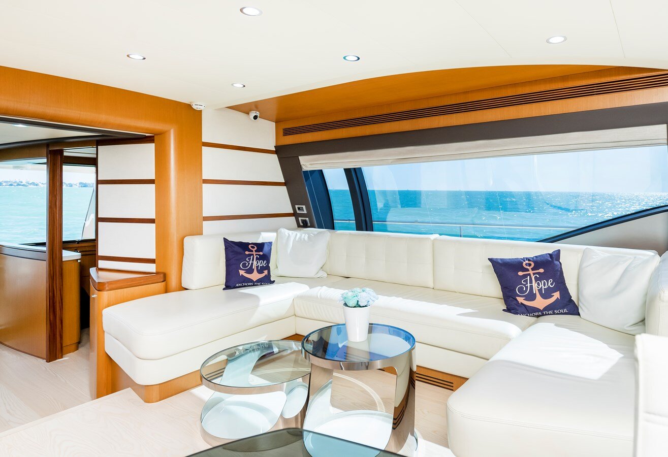 2011-ferretti-yachts-66-230b21