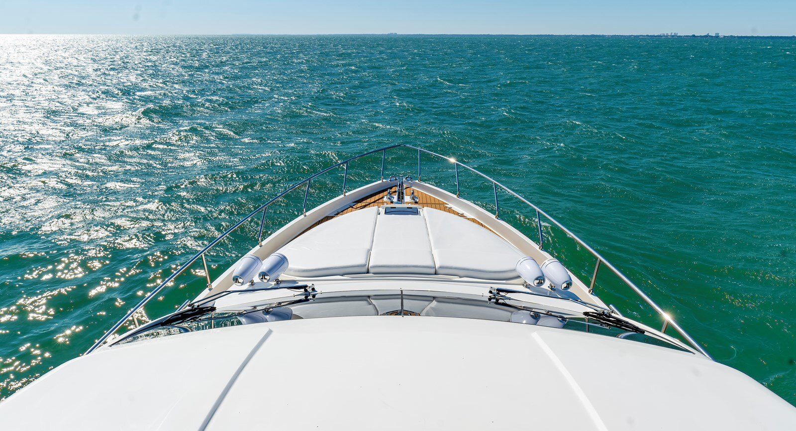 2011-ferretti-yachts-66-230b21