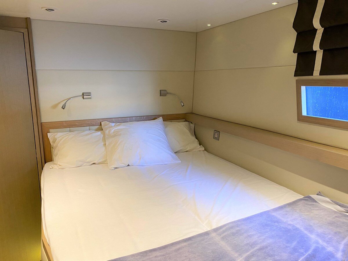 2011-fountaine-pajot-56-8-cd58b4