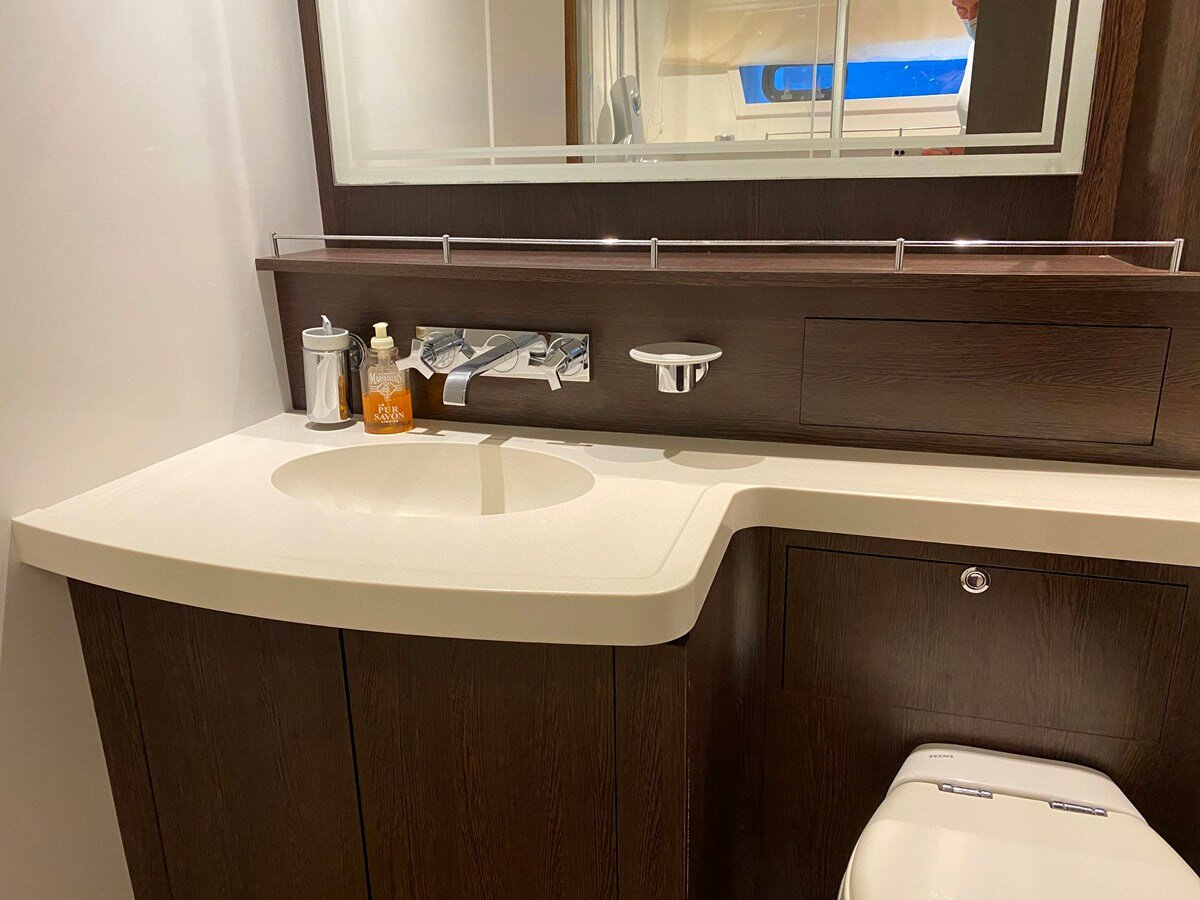 2011-fountaine-pajot-56-8-cd58b4