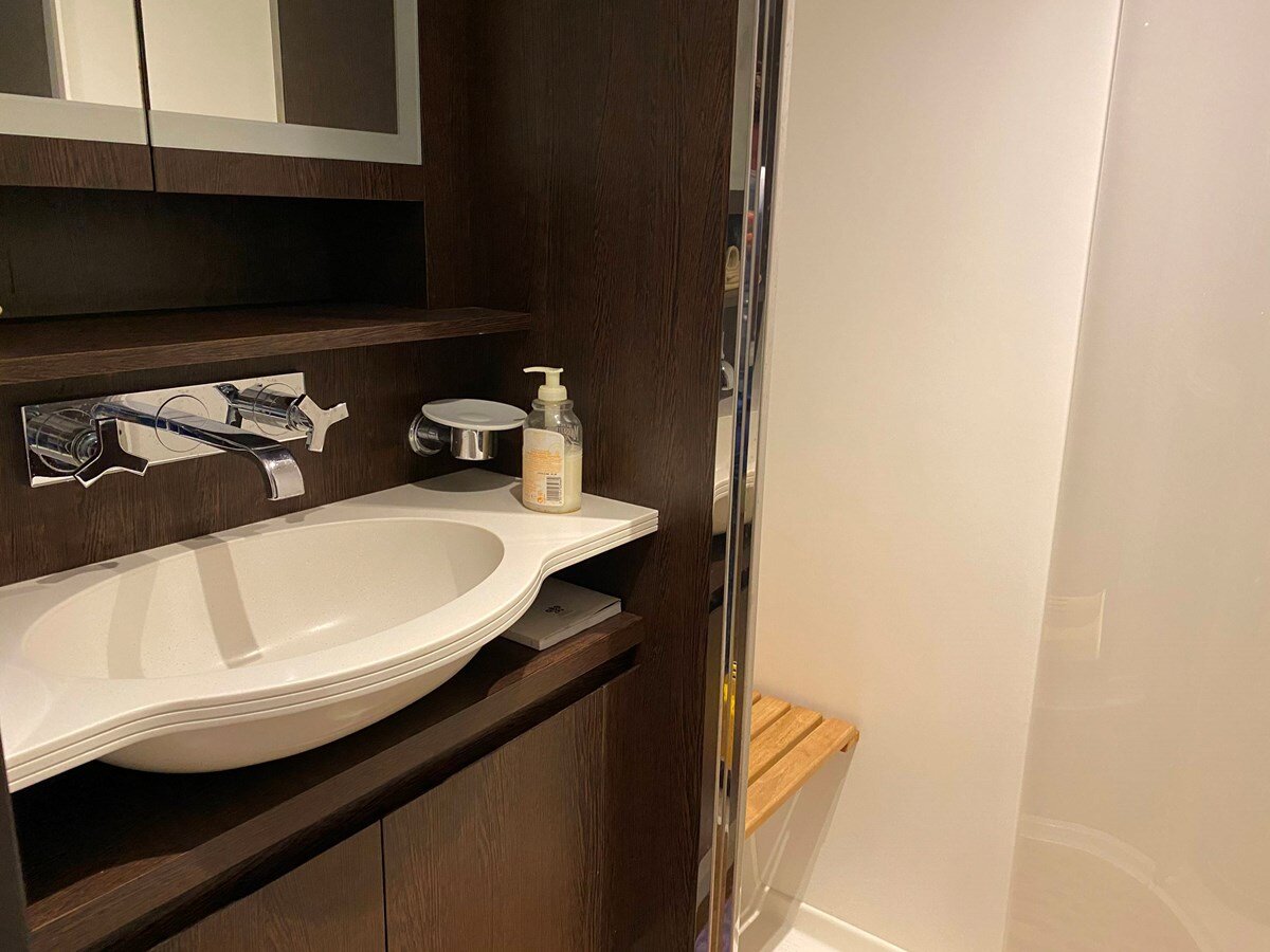 2011-fountaine-pajot-56-8-cd58b4