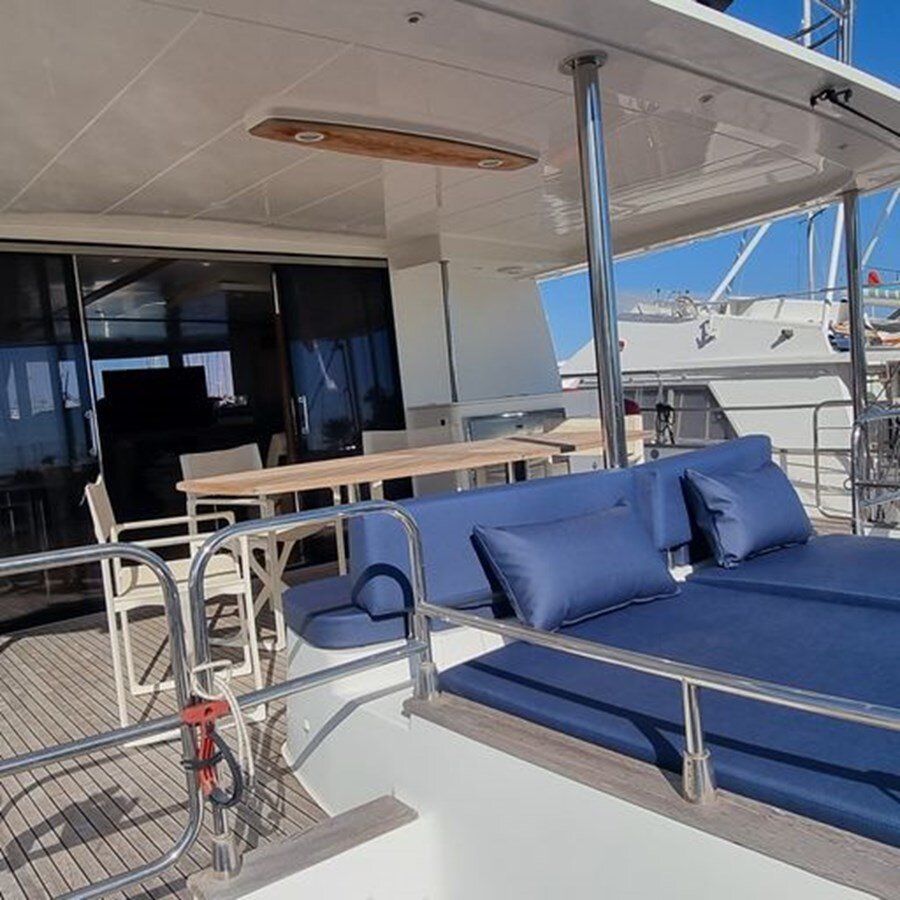 2011-fountaine-pajot-56-8-cd58b4