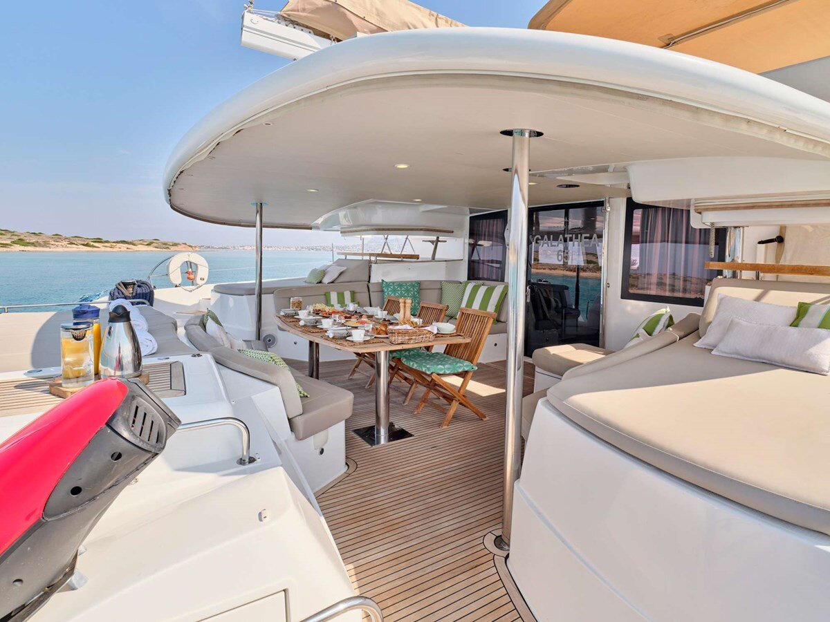 2011 FOUNTAINE PAJOT 65'