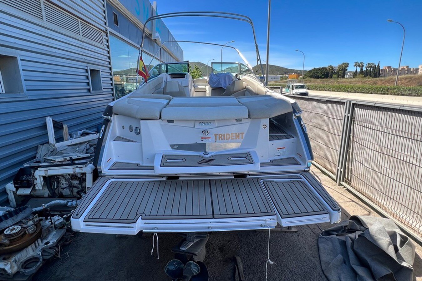 2011-four-winns-24-4-e7627a