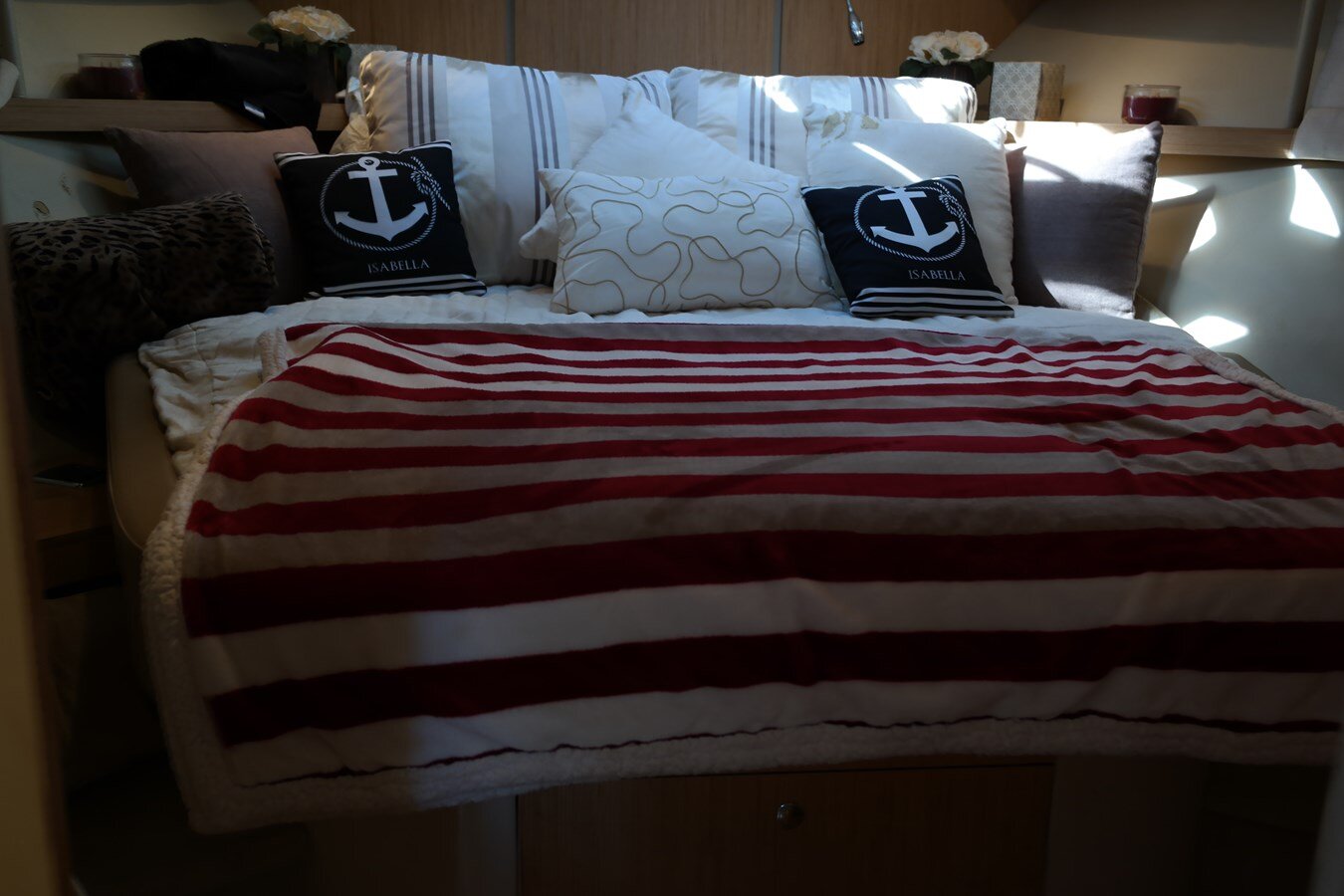 2011-four-winns-43-8-8fe4ca